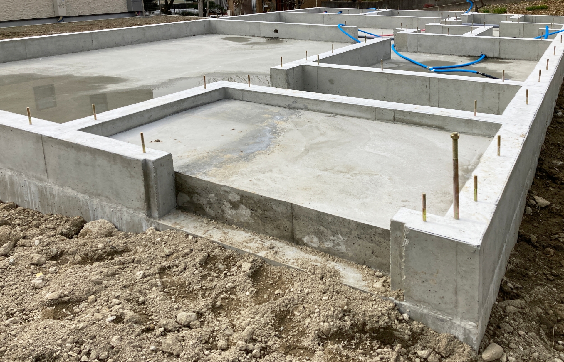 Cimientos sólidos: clave para la seguridad y confort de tu hogar