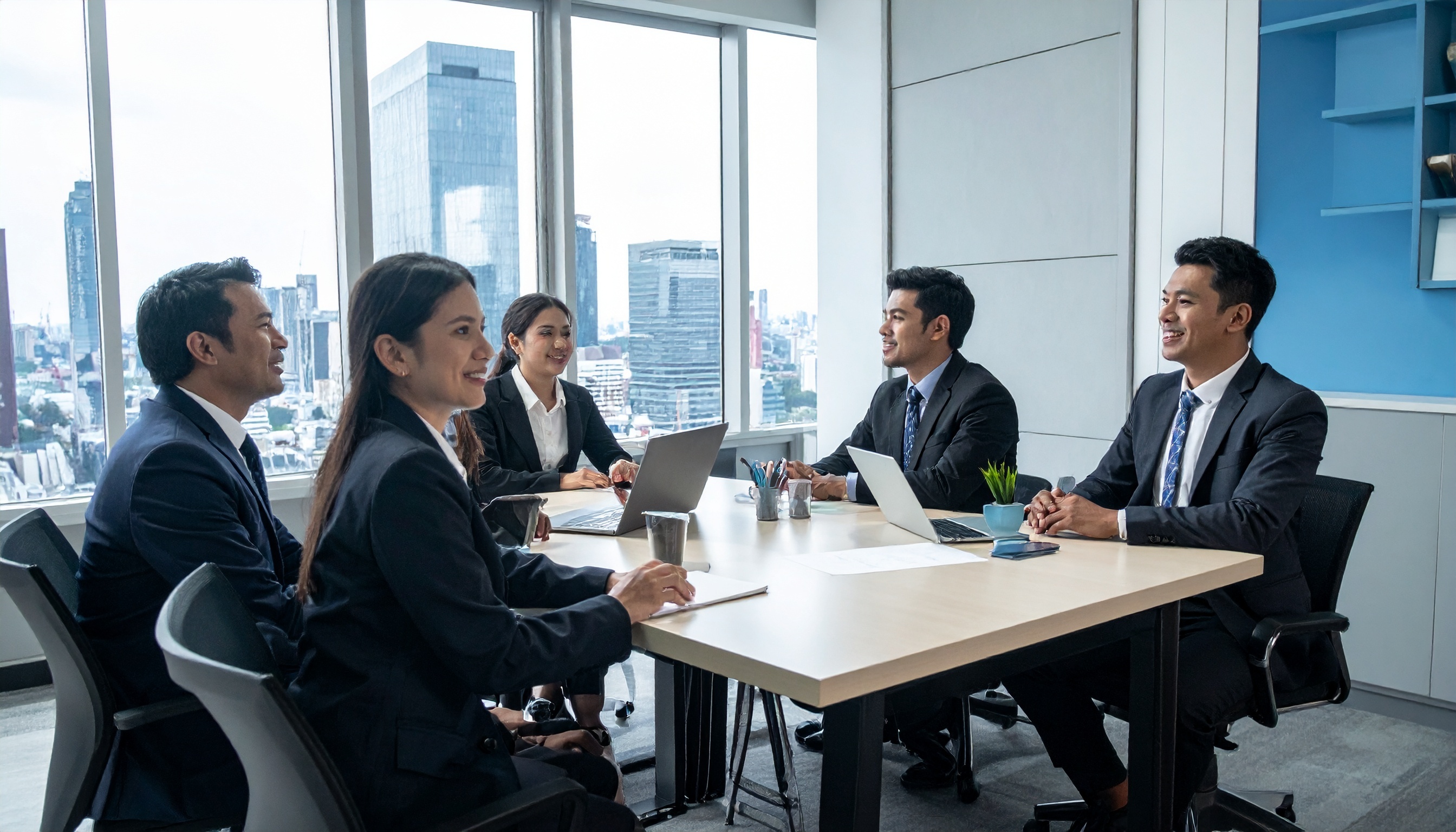 Comment soutenir la croissance des employés par le personal branding | La stratégie de développement des talents humains d'INA&Associates, entreprise immobilière