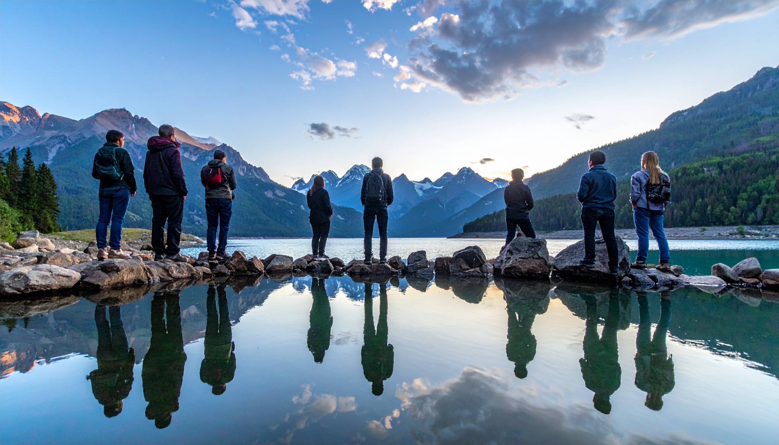 Team Building à l'ère du télétravail | Comment renforcer les liens et la collaboration au sein des équipes distribuées